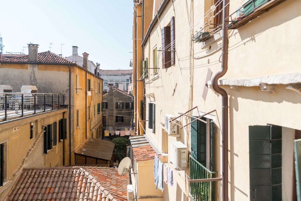 Appartement Ghetto Modern Apt For 4, Venise Extérieur photo